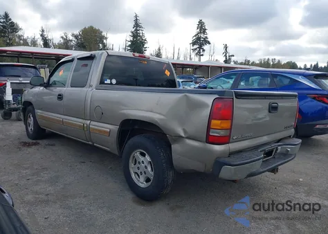 2001 Chevrolet Silverado 1500 Ls z USA, uszkodzony, nr VIN 2GCEC19V011350980